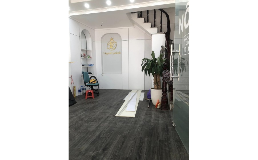CHO THUÊ NHÀ MẶT PHỐ TRẦN HỮU TƯỚC, 35M2, 4 TẦNG, 3 NGỦ, KINH DOANH ĐỈNH, GIÁ 24 TRIỆU/THÁNG 0865089699